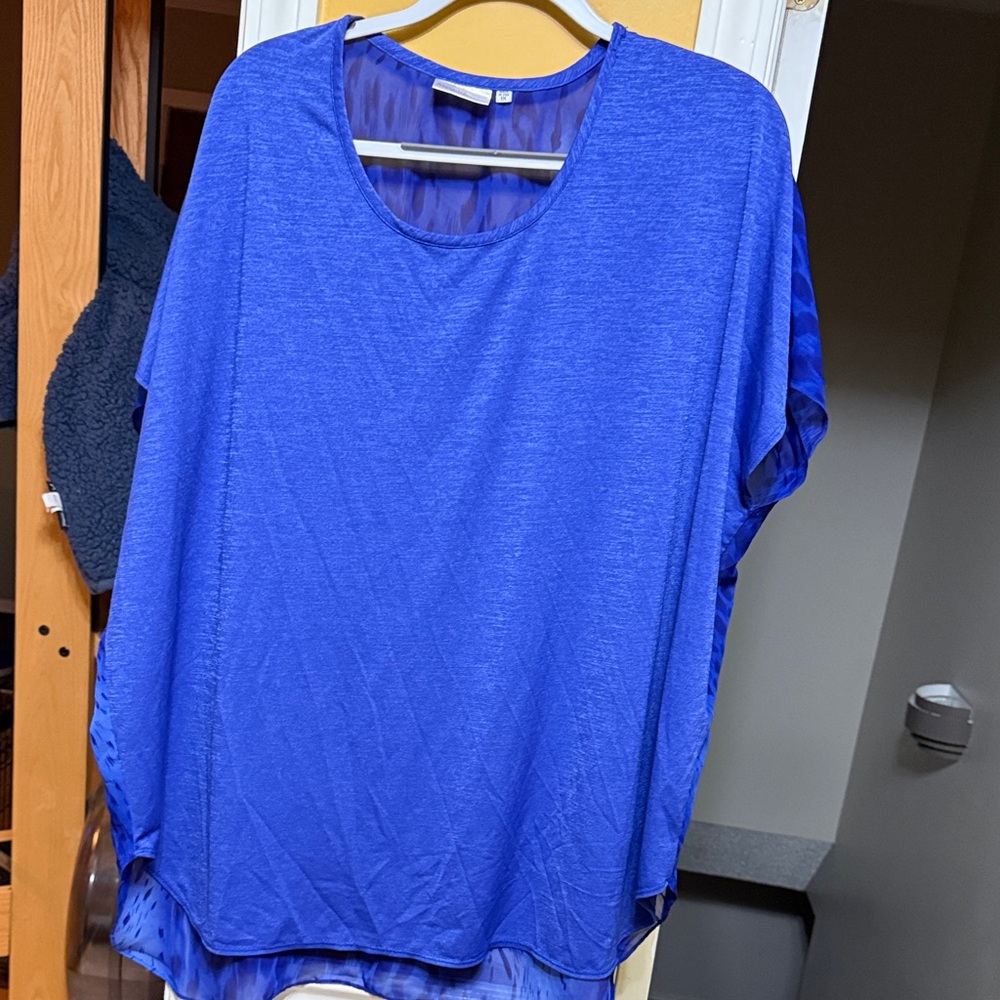 Attitudes Women With Control 1X Royal Blue High Low Tunic Sheer Back Animal Prin